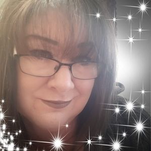 Meet your Posher, Avanda